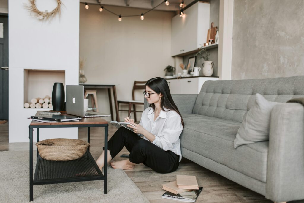 Freelancing is one of the most accessible online job for people with no experience